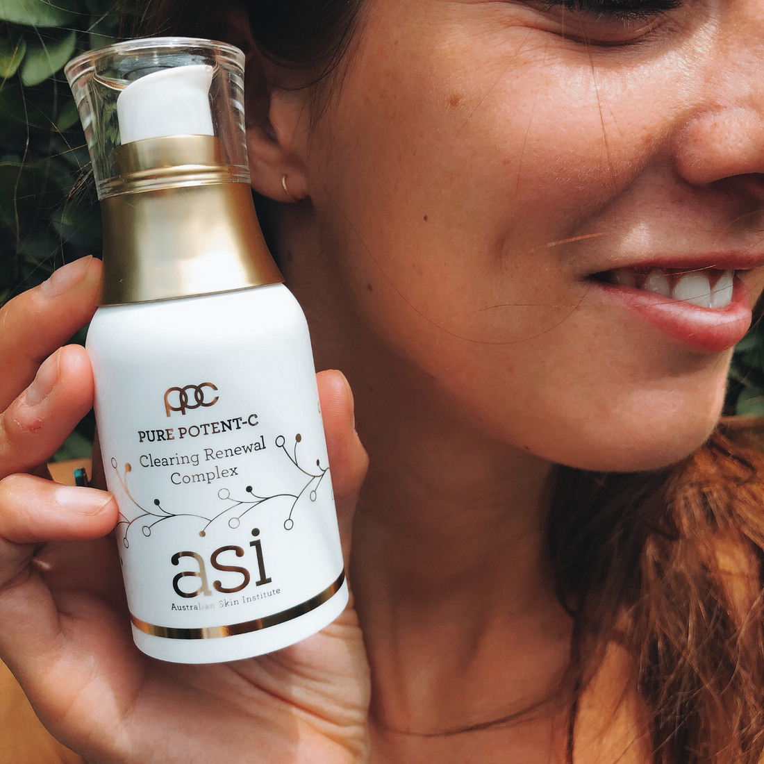 Return your skin to glory with the clearing renewal complex!