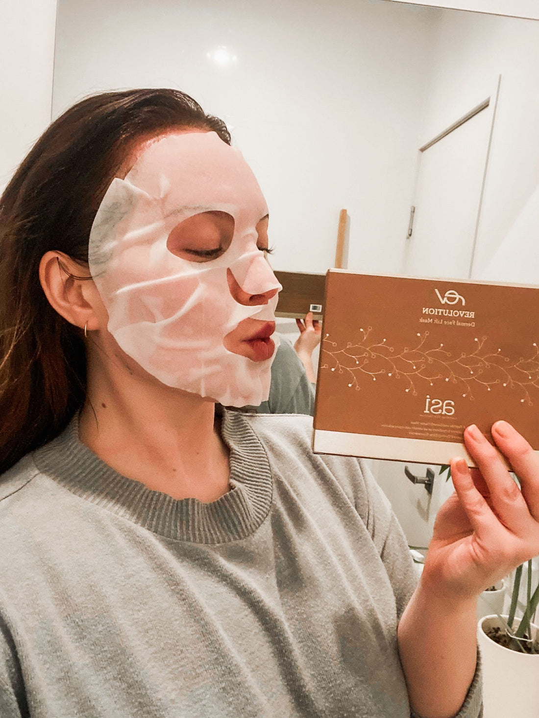Under The Sheets with ASI’s Dermal Face Lift Mask
